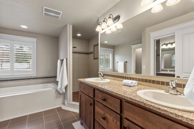 7714 N Quamish Dr, Spokane, WA 99208