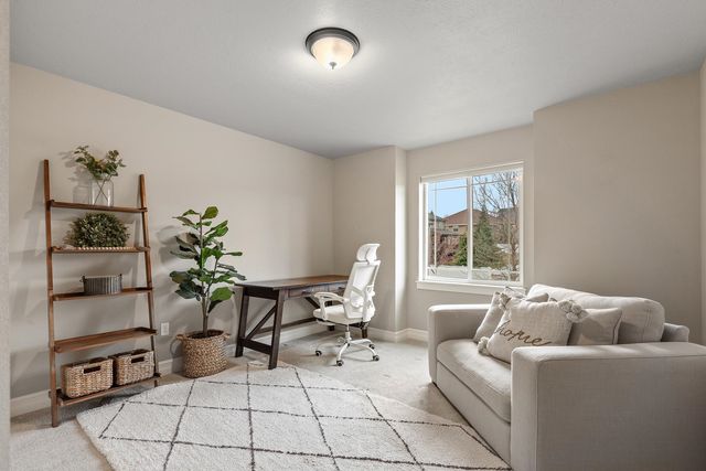 7714 N Quamish Dr, Spokane, WA 99208