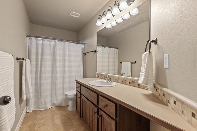 7714 N Quamish Dr, Spokane, WA 99208