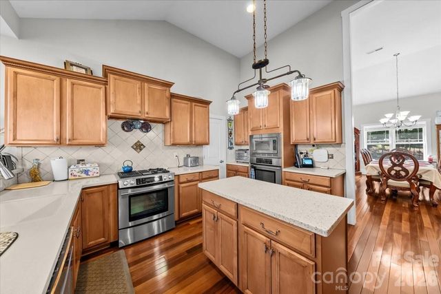 2207 Sierra Trace Road, Denton, NC 27239