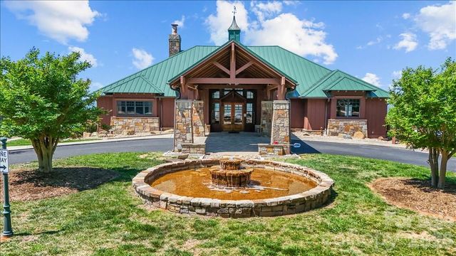 2207 Sierra Trace Road, Denton, NC 27239