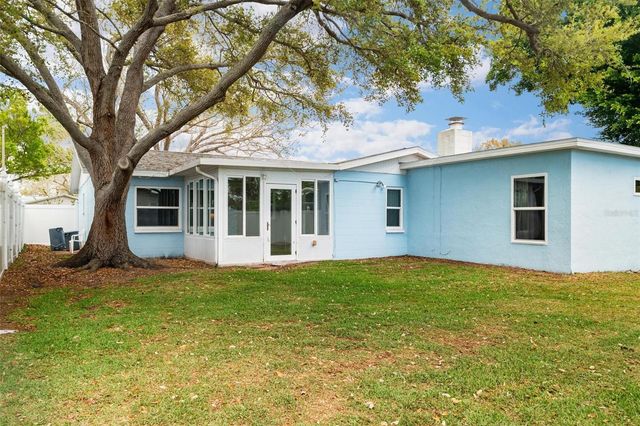 11196 120TH TERRACE, Largo, FL 33778