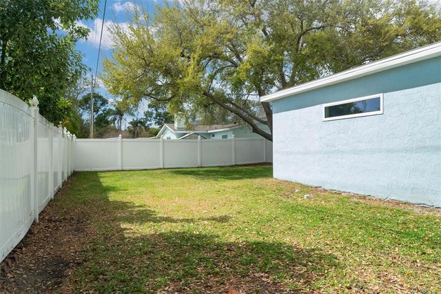 11196 120TH TERRACE, Largo, FL 33778