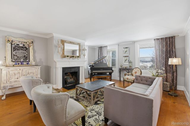 549 Grixdale Lane, Waterford Charter Township, MI 48328