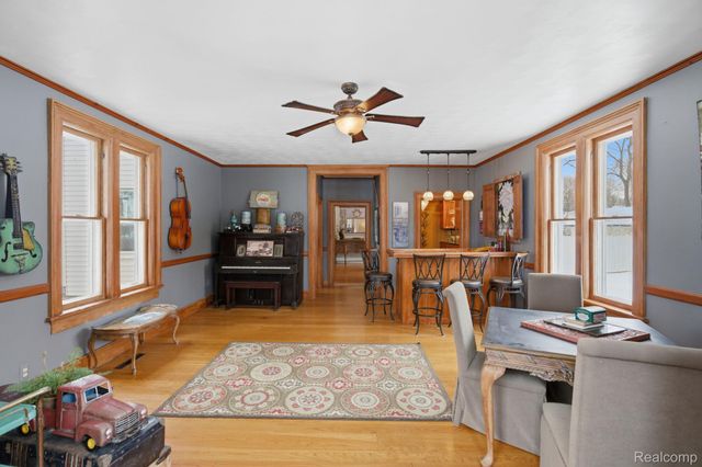 549 Grixdale Lane, Waterford Charter Township, MI 48328