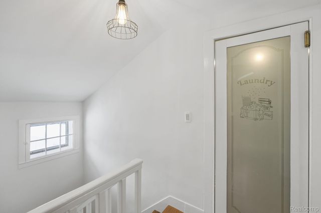 549 Grixdale Lane, Waterford Charter Township, MI 48328