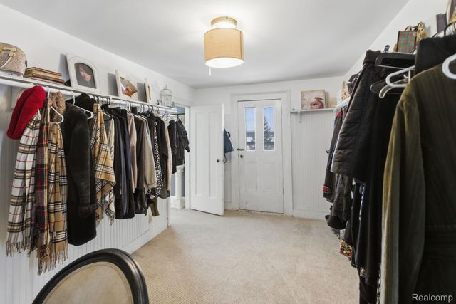 549 Grixdale Lane, Waterford Charter Township, MI 48328