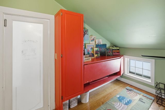 549 Grixdale Lane, Waterford Charter Township, MI 48328