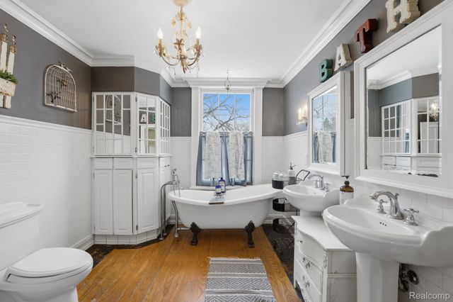 549 Grixdale Lane, Waterford Charter Township, MI 48328