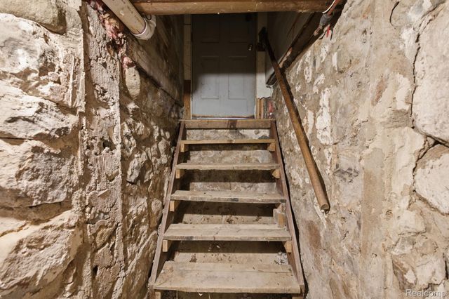 549 Grixdale Lane, Waterford Charter Township, MI 48328