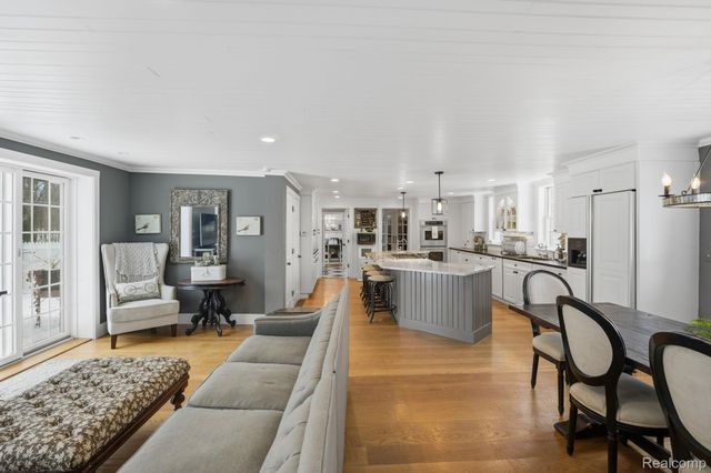 549 Grixdale Lane, Waterford Charter Township, MI 48328