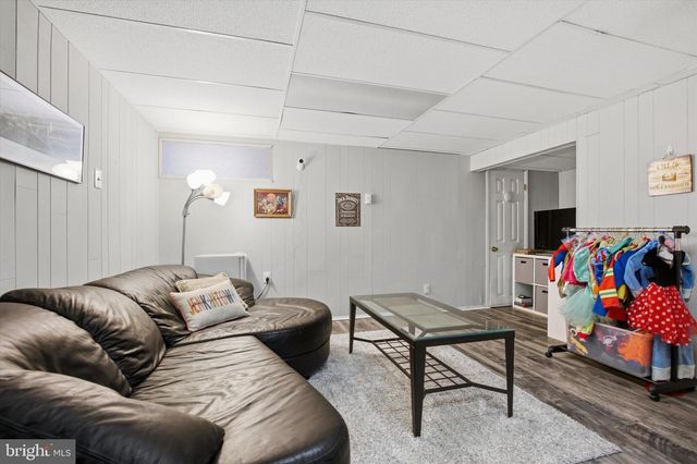 267 MATHER RD, Jenkintown, PA 19046