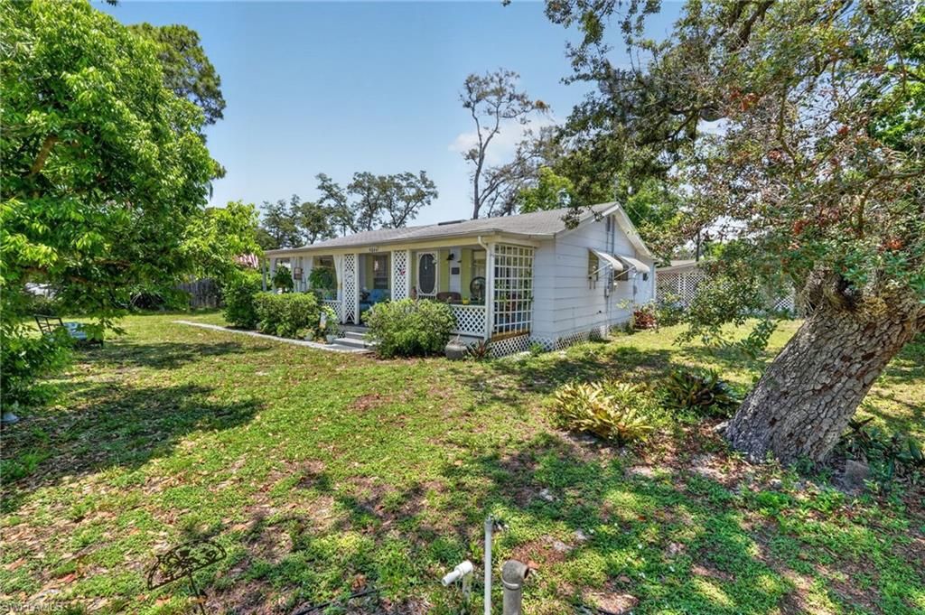 9044 Somerset LN, BONITA SPRINGS, FL 34135 — photo 3