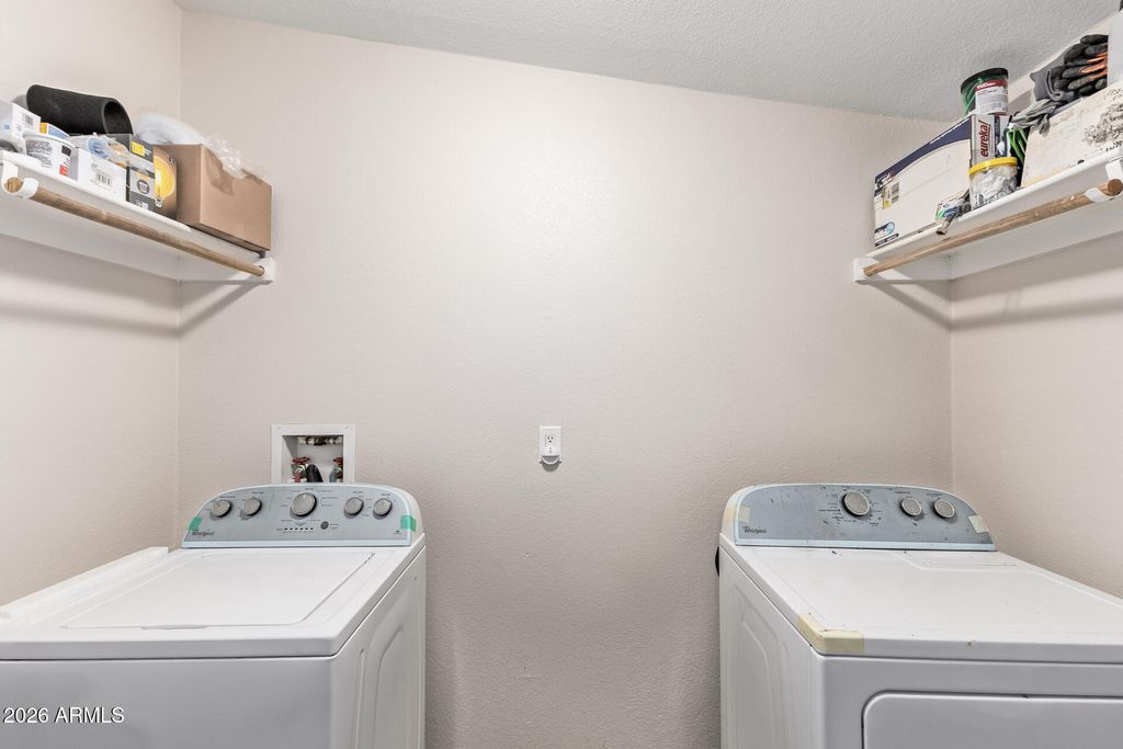 Image 14 of property listing at 8301 N 103RD Avenue 47, Peoria, AZ 85345