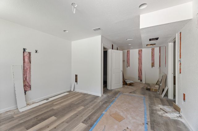 1011 S Montclair Avenue, Dallas, TX 75208