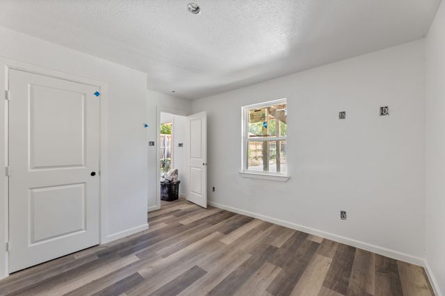 1011 S Montclair Avenue, Dallas, TX 75208