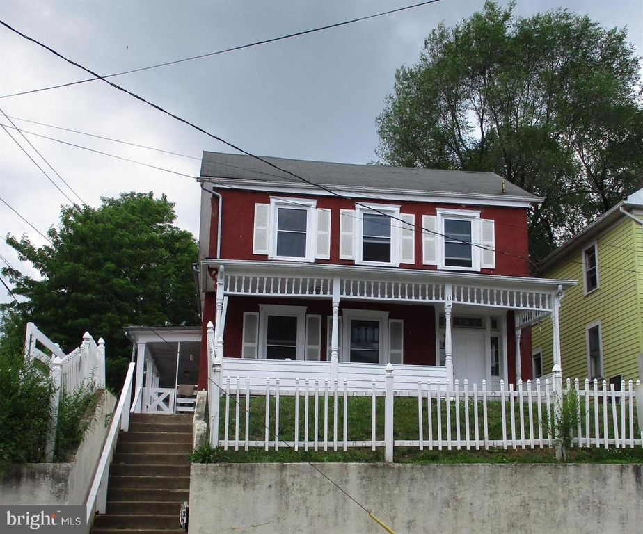 13 MARYLAND AVE N, Brunswick, MD 21716