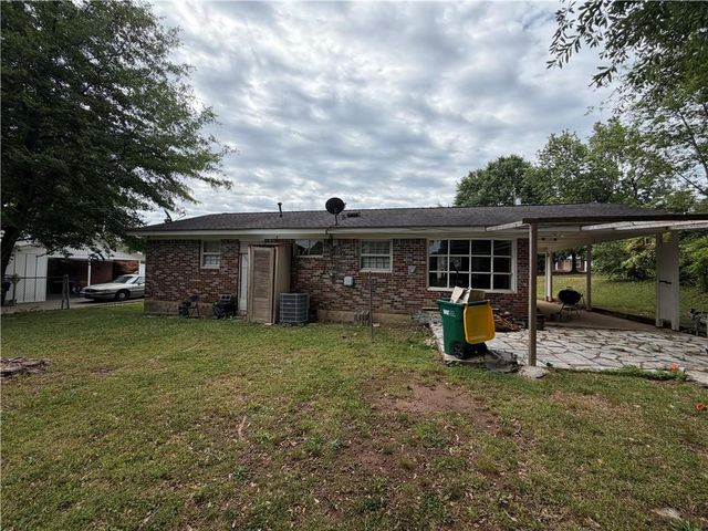 6017 Lanier Boulevard, Norcross, GA 30071