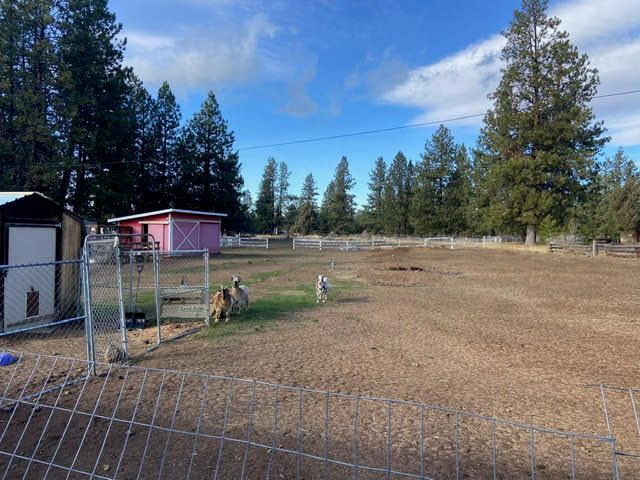 19850 Rocking Horse Road, Bend, OR 97702