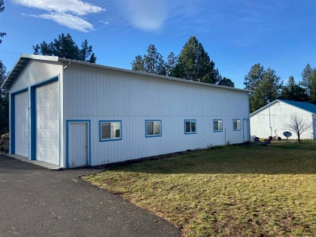 19850 Rocking Horse Road, Bend, OR 97702