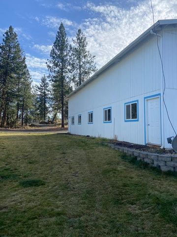 19850 Rocking Horse Road, Bend, OR 97702