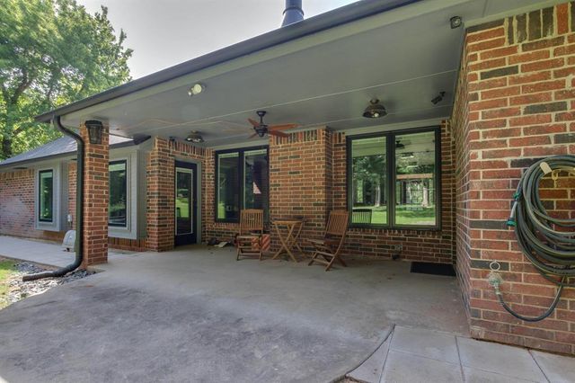 1761 Deerwood Trail, Edmond, OK 73034
