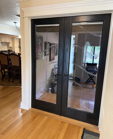 5685 Daisy Cir, Pollock Pines, CA 95726