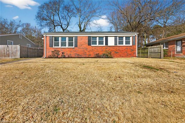 3005 Menands DR, Chesapeake, VA 23325