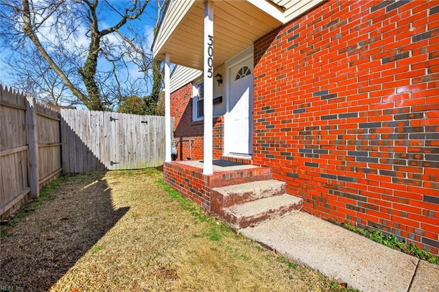 3005 Menands DR, Chesapeake, VA 23325