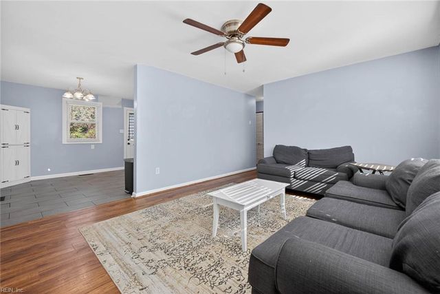 3005 Menands DR, Chesapeake, VA 23325