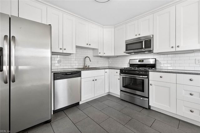 3005 Menands DR, Chesapeake, VA 23325