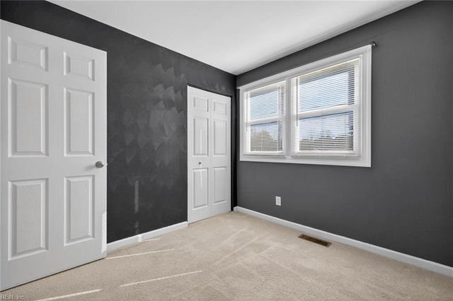 3005 Menands DR, Chesapeake, VA 23325