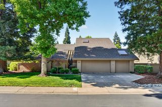 11526 Sutters Mill Cir, Gold River, CA 95670