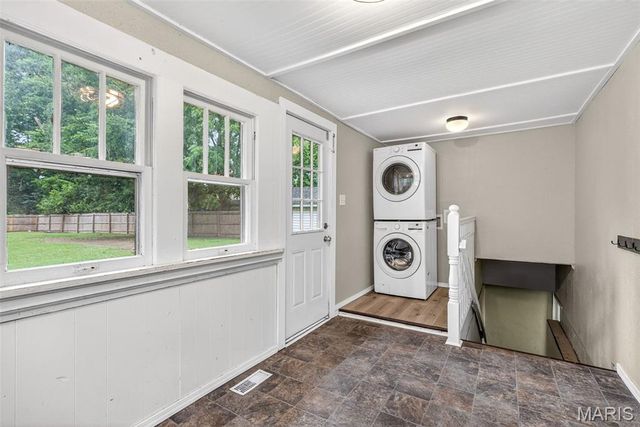 625 E College Street, Farmington, MO 63640