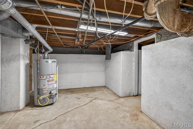 625 E College Street, Farmington, MO 63640