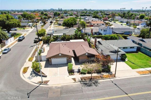 16302 Nassau, Huntington Beach, CA 92649