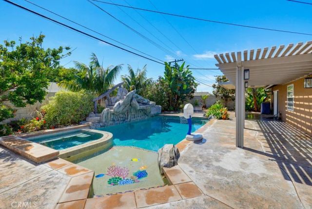 16302 Nassau, Huntington Beach, CA 92649