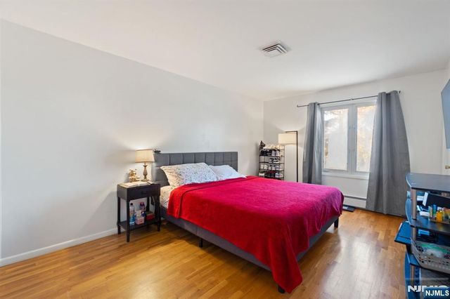 51 Anderson Avenue, Englewood Cliffs, NJ 07632