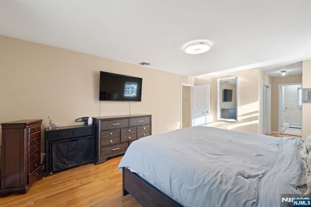 51 Anderson Avenue, Englewood Cliffs, NJ 07632