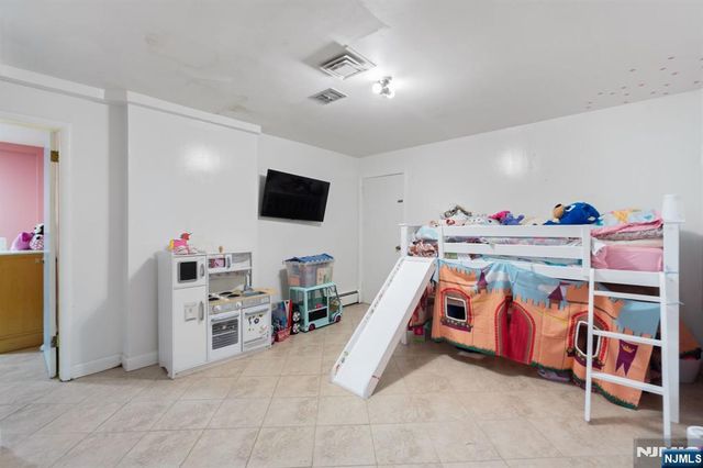 51 Anderson Avenue, Englewood Cliffs, NJ 07632