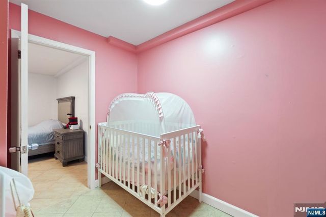 51 Anderson Avenue, Englewood Cliffs, NJ 07632