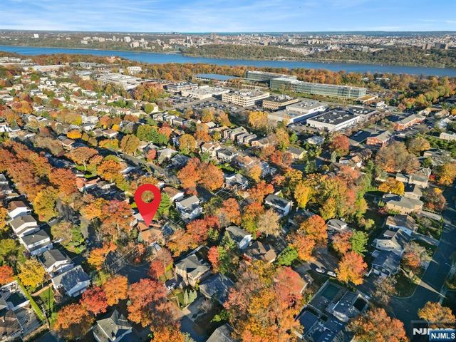 51 Anderson Avenue, Englewood Cliffs, NJ 07632