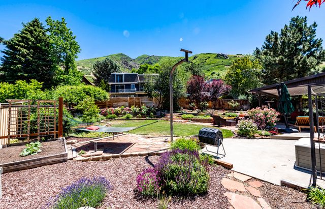 3637 LORA LEE CIR, Salt Lake City, UT 84121