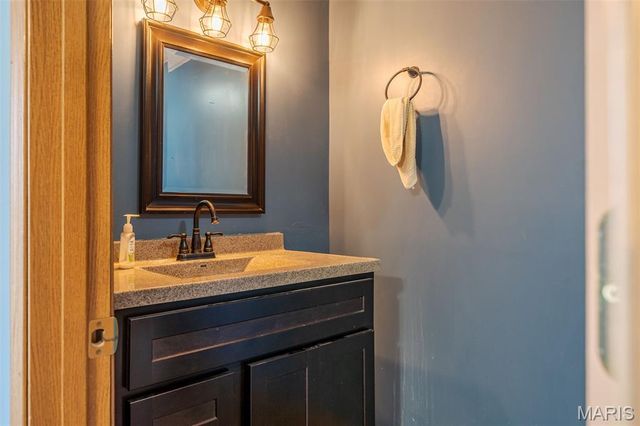 2298 Highway A, Washington, MO 63090