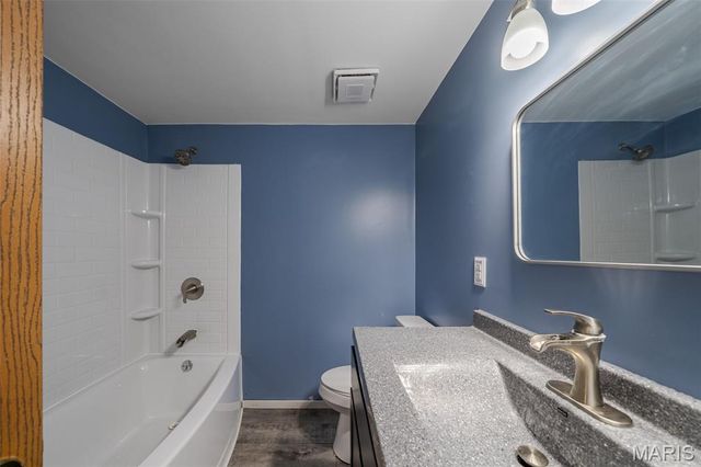 2298 Highway A, Washington, MO 63090