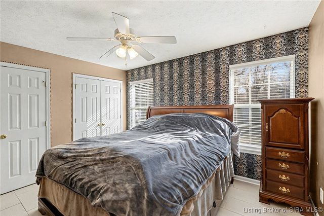 104 Blackiston Ridge Court, Clarksville, IN 47129