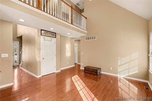 104 Blackiston Ridge Court, Clarksville, IN 47129