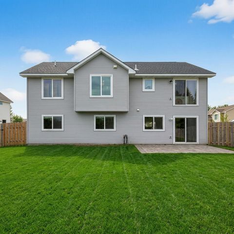1115 Rich River Way, New Richmond, WI 54017
