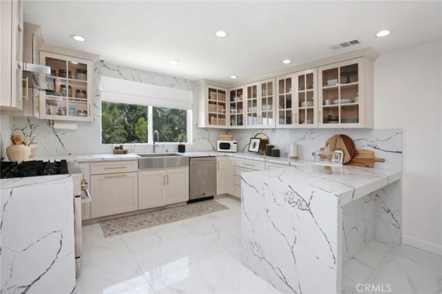 3808 Palos Verdes East, Rancho Palos Verdes, CA 90275