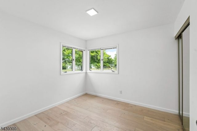 24 Cambridge Rd, South Brunswick Twp., NJ 08824